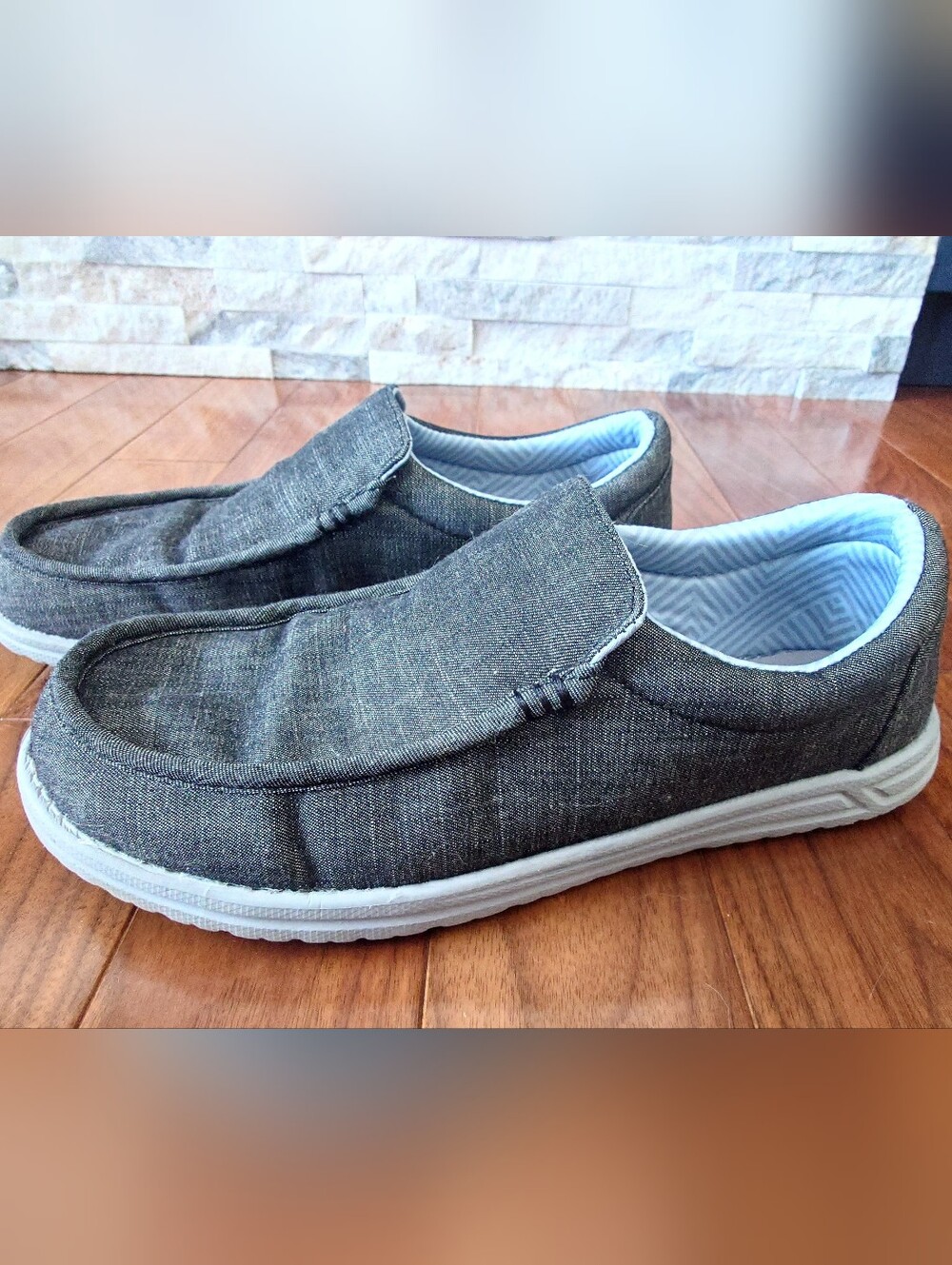 Men's Slip-On Casual Shoes in Charcoal Gray